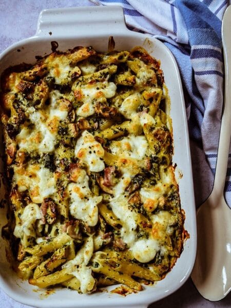Creamy mushroom and spinach pasta